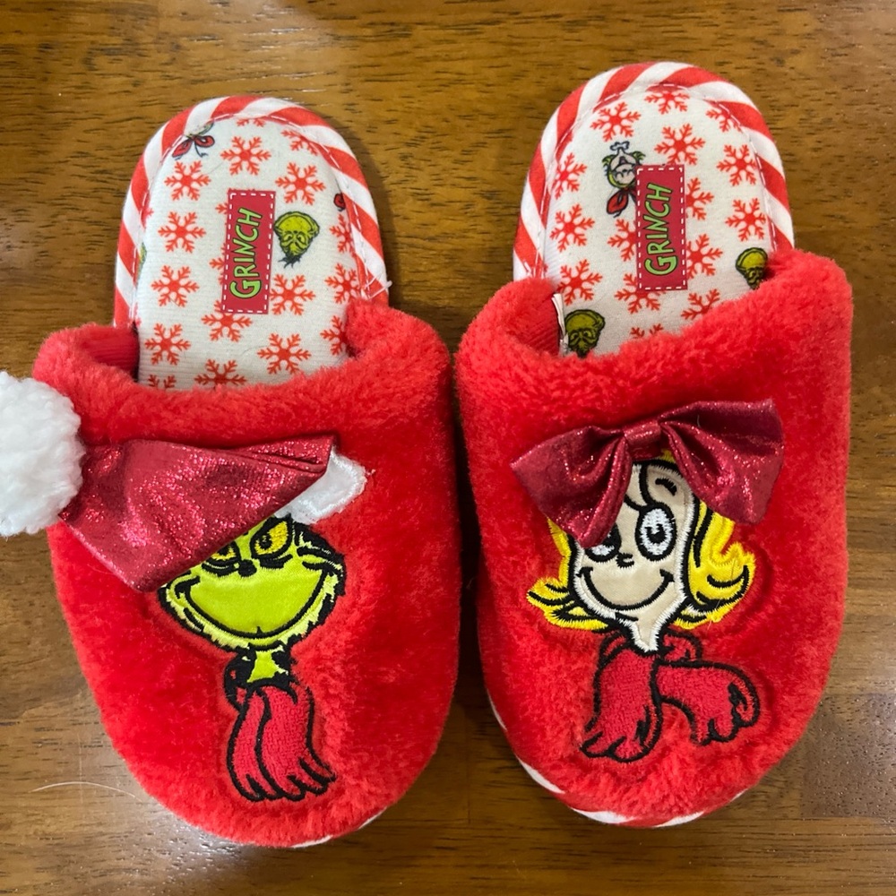 DR SEUSS GRINCH & CINDY LOU HOLIDAY SLIPPERS GIRL SZ. 11/12 DISPLAY